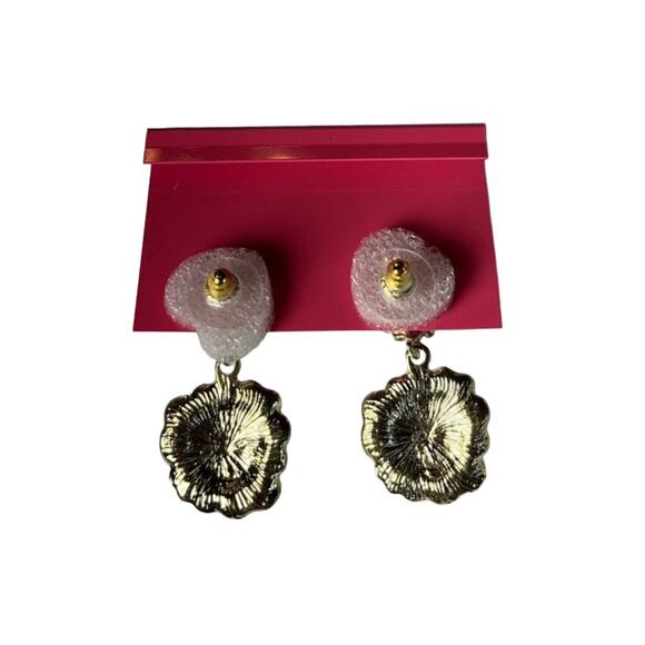 Betsy Johnson Ivory Gold Trim Dangling Drop Flower Pearl Center Pierced - NWT - Picture 2 of 2